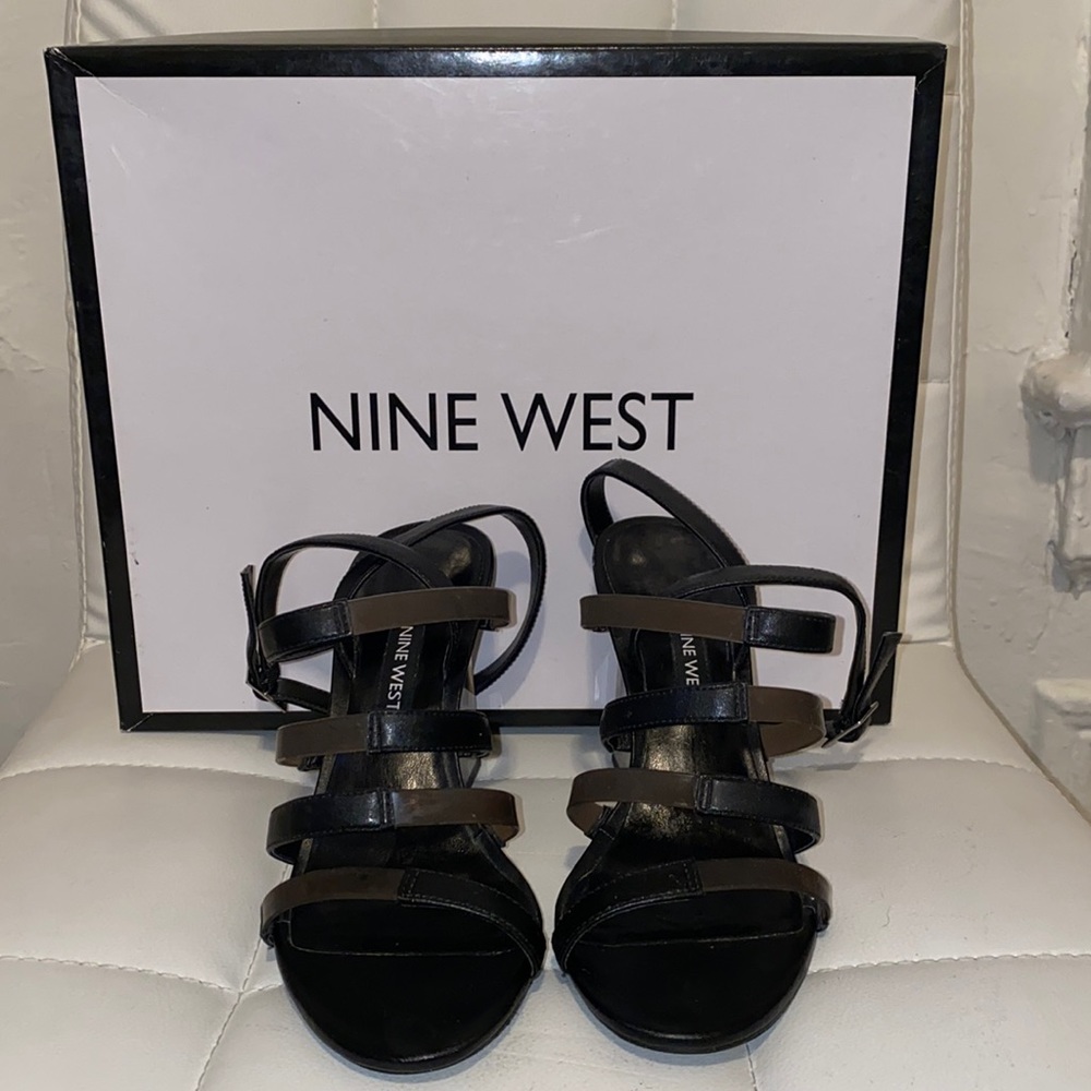 NINE WEST